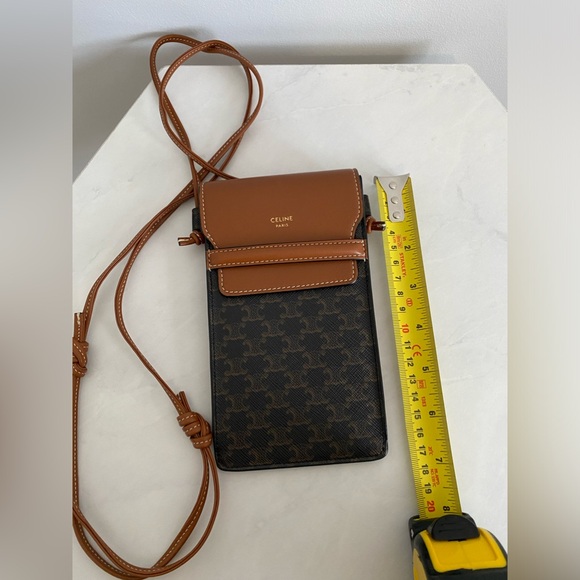 (850) Brand new Celine Triomphe Phone Pouch - Picture 7 of 9